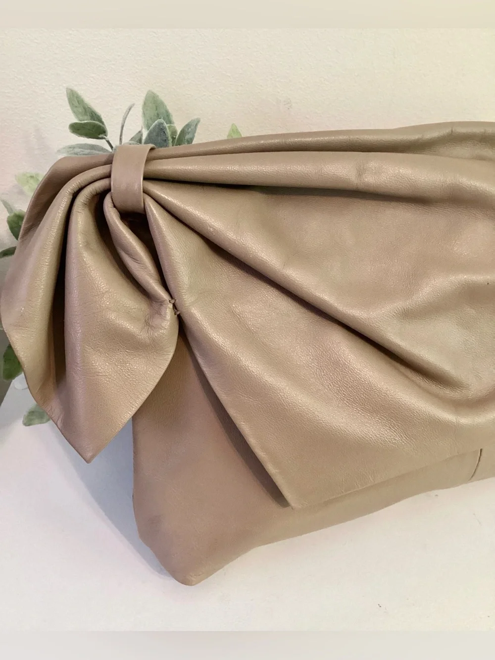 Vintage Taupe Leather Clutch Handbag